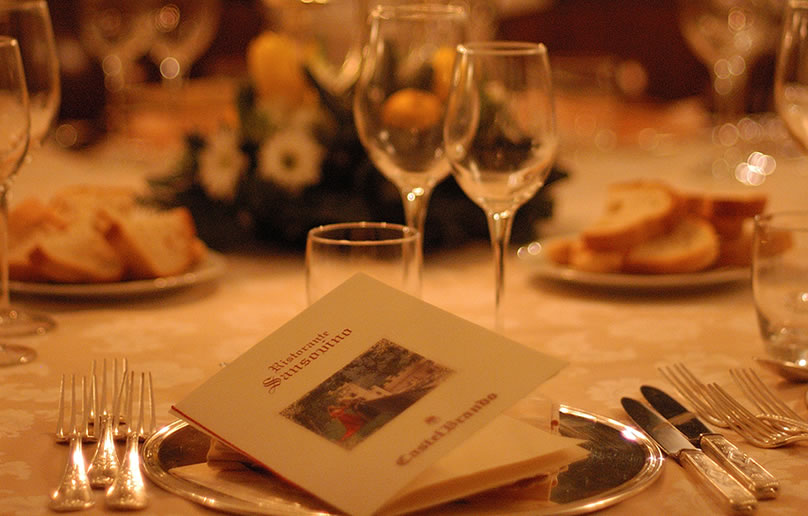 exclusive dinner service